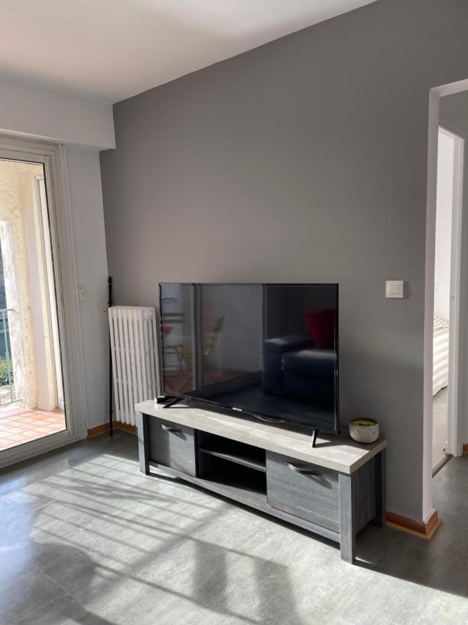 Appartement centre Port-Grimaud avec vue magnifique sur la Giscle Extérieur photo