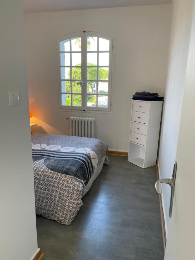 Appartement centre Port-Grimaud avec vue magnifique sur la Giscle Extérieur photo